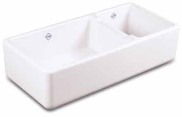 3½" waste outlets suitable for basket strainers or waste disposers. 997 x 470 x 255mm. RIBCHESTER Available as 800 and 1000 wide.
