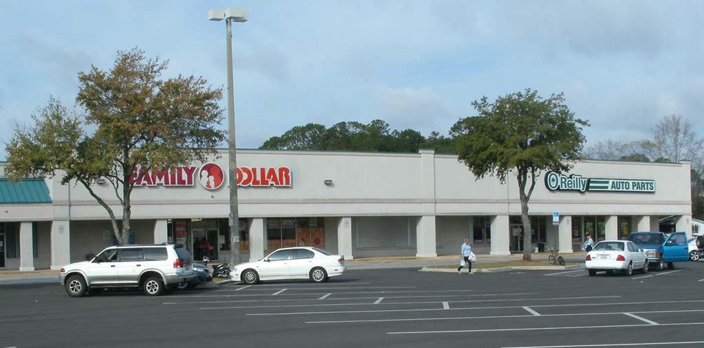 Lowes/Walgreens Development and adjacent to the Winn Dixie > Anchor Tenants: Family Dollar and O Reilly s Auto Parts > Operating