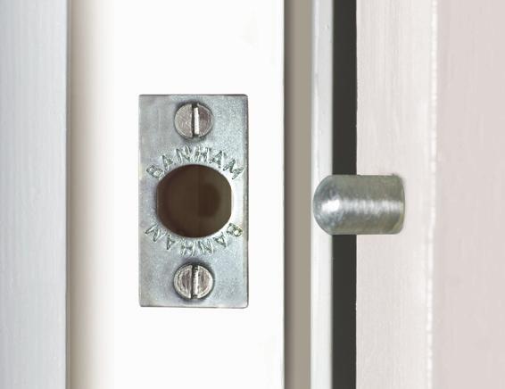 It is suitable for fitting to internal doors or to the top of French doors. Optional fixed or detachable key.