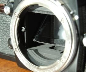 Modern cameras use blades made of aluminum alloy, carbon fiber or titanium that blocks the light that comes through