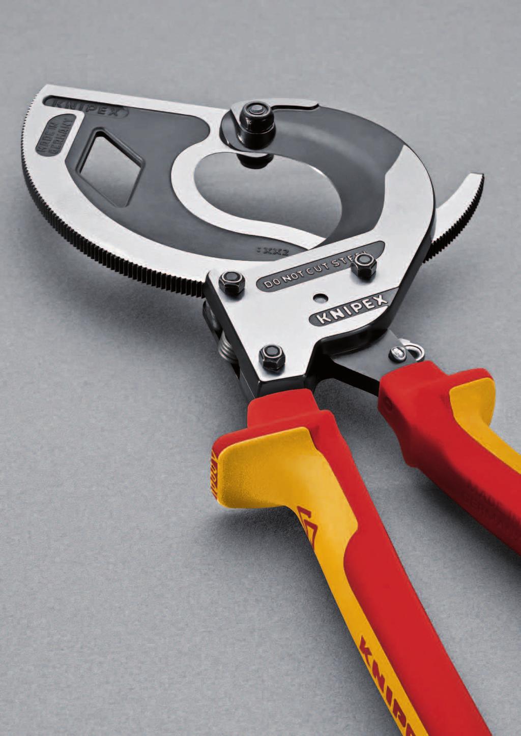 KNIPEX Cable Cutter Sturdy. Easy to use. Stable. Innovative ratchet-drive.