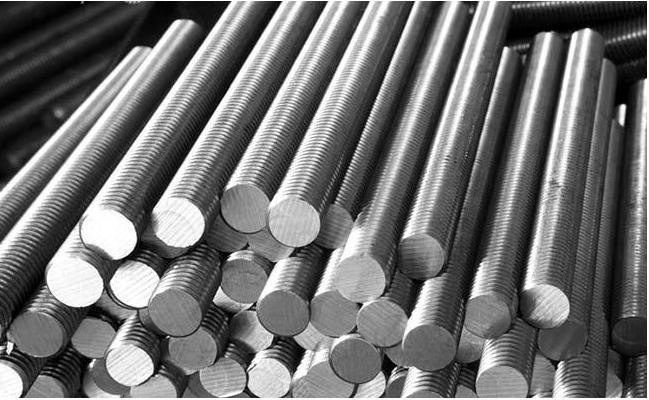 10. There are 49 metal rods. Each rod weighs 24.8 kg. a) Give an estimate for the total weight of these metal rods. kg b) Find the exact weight of all the rods.