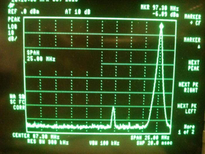12 High VCO Spectrum Anal. As a final test, the frequency 89.5 MHz was tracked through our system.