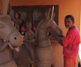 CLAY 19 Making of Giant Figures Traditional potters live and work in almost every part of India.