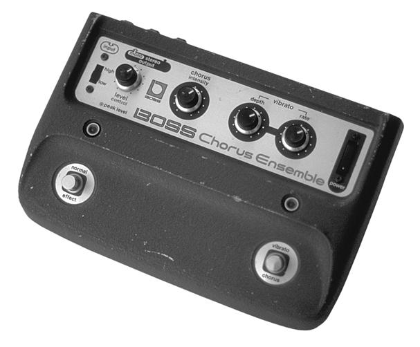 46 Analog Chorus based on Boss CE-1 Chorus Ensemble. The MM4 wouldn t be complete without paying homage to the original stomp box chorus, the Boss CE-1.
