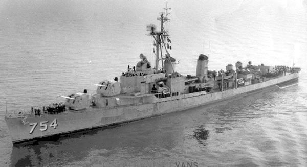 USS FRANK E.