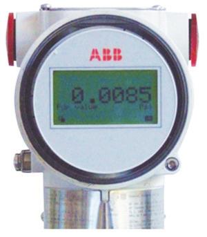 Model 266DHH Differential flange mounted Electrical Characteristics and Options Optional indicators Standard integral display (code L9; only available with Standard HART) Wide screen LCD, 128 x 64