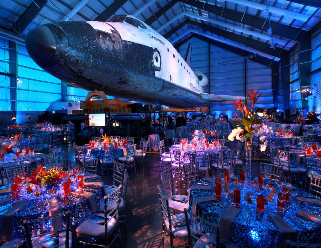 Nadine Froger Photography SAMUEL OSCHIN SPACE SHUTTLE ENDEAVOUR PAVILION Looking for the ultimate out-of-this-world event