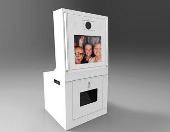 Compact design allows for enclosed or open booth option. Get full body shots when your outfit must be shared!