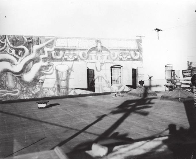 Creating the Mural Siqueiros arrived in Los Angeles in 1932 during the Great Depression.