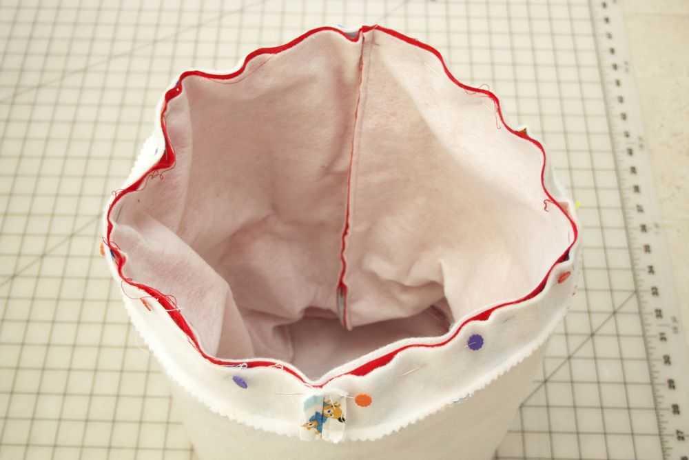 To create the drawstring casing, stitch all the way around the bag, 1 inch below the