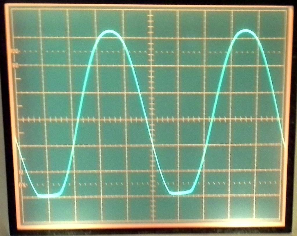 1 Ω Input impedance: 50 kω Hum and noise at output: less than 3 V rms (120 db below max.
