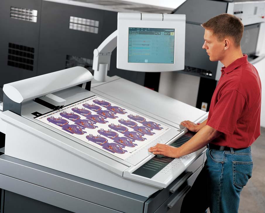 2 Functions and Features of Prinect Axis Control Prinect Axis Control is a color measuring system for all print shops wishing to efficiently monitor quality right at the control console of their