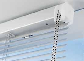 Mono controlled system Silent Gliss 8300 - Unique chain operated Venetian blind system, with one single, elegant metal chain - The clever