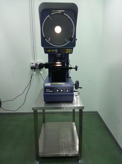 The samples were then brought to the metrology lab to measure holes diameter by using optical comparator. Figure-4 below shows the optical comparator machine.