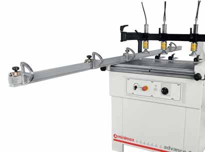 The boring unit runs on two rectified cylindrical guides which guarantee stability and precision.