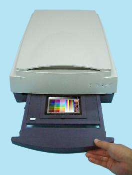 the scanner top ruler. 2. Using the scanner's top ruler as a reference point, adjust the target position so that it is horizontally in the center of the glass surface.