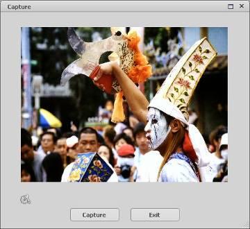 4. Capturing images You will see the image to be captured in the live view window, move the holder to avoid dark edge of the holder appears in the live view window, the dark edge will be captured if