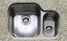 codes Right handed small bowl FORM150U/R (Shown above) Left handed small bowl FORM150U/L (Shown above right) Sink configuration options Left handed