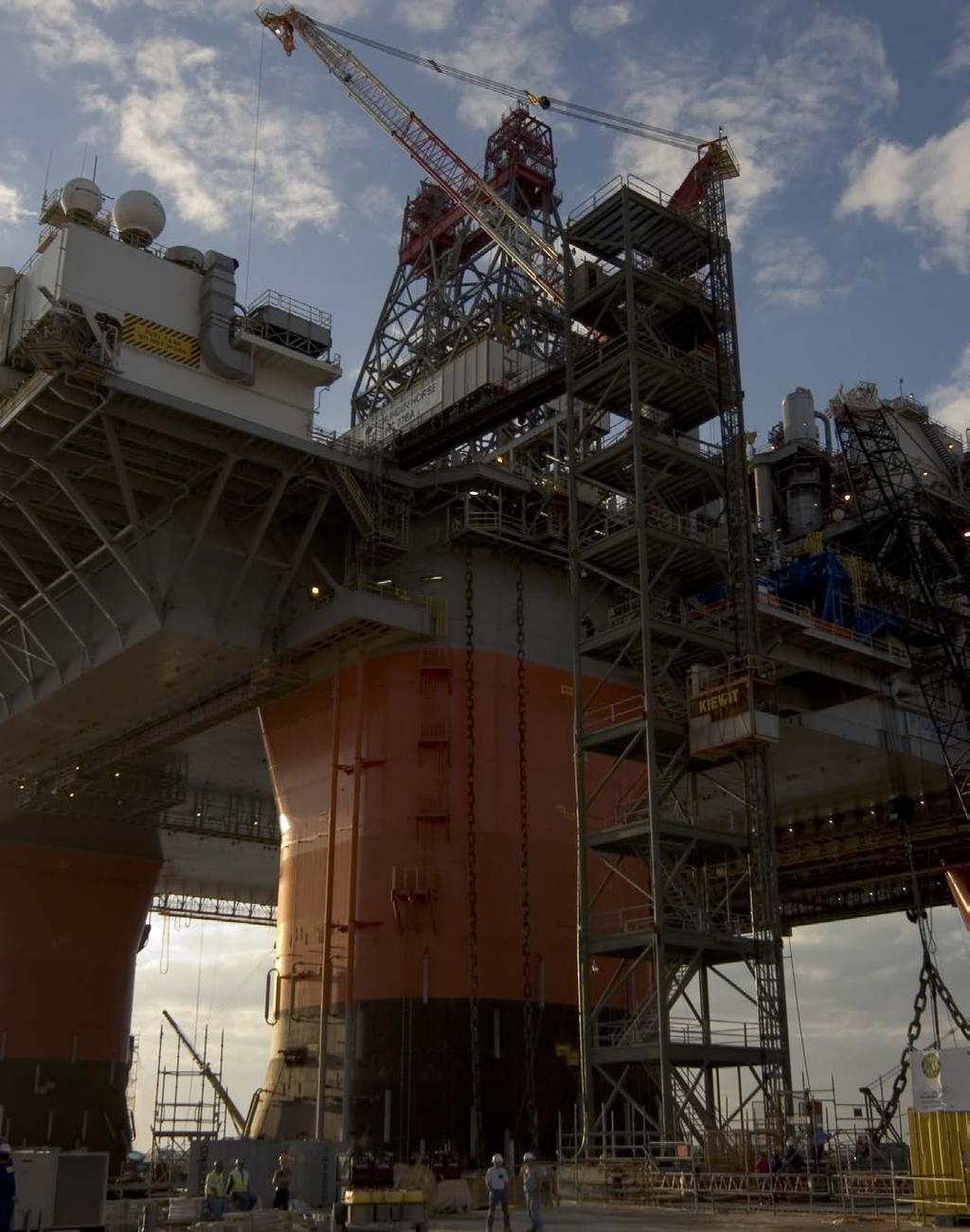 Fully integrated, co-located topsides, hulls and subsea teams result in improved risk