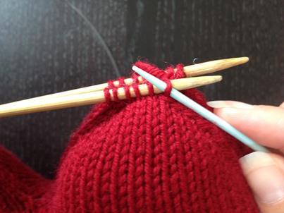 Then, repeat the following four steps in sequence until you have one stitch left on each needle.