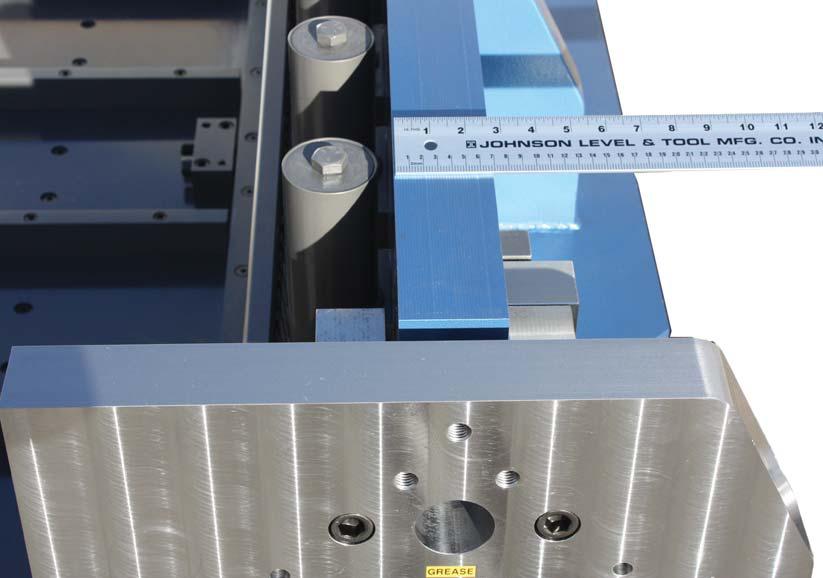 MS-25-5 & MS-25-10 HYDRAULIC GUILLOTE SHEAR The ram & ram brace are milled down to 2.750" thick, all six sides are machined.