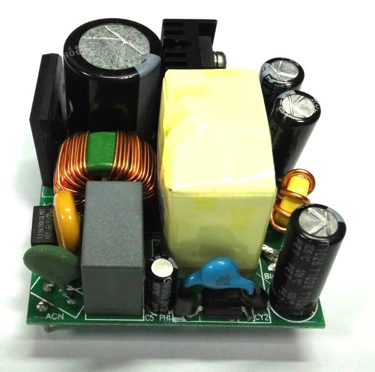 AC-DC Switching Power Module CFM61S