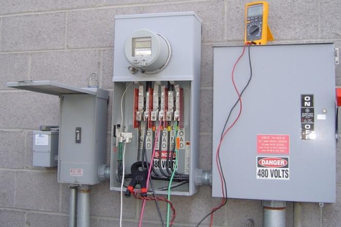 or power flow into the load and utility grid as