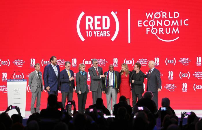 the Global Fund s goals Special 10th Anniversary Celebration of the (RED) Campaign, 22 Jan, with Bono and Klaus Schwab Since its launch at WEF 2006, (RED) has