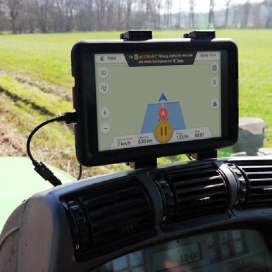 3 WAYS OF USING FIELDBEE 3 WAYS OF USING FIELDBEE 1 FieldBee as standalone sensor FieldBee rover antenna on your tractor