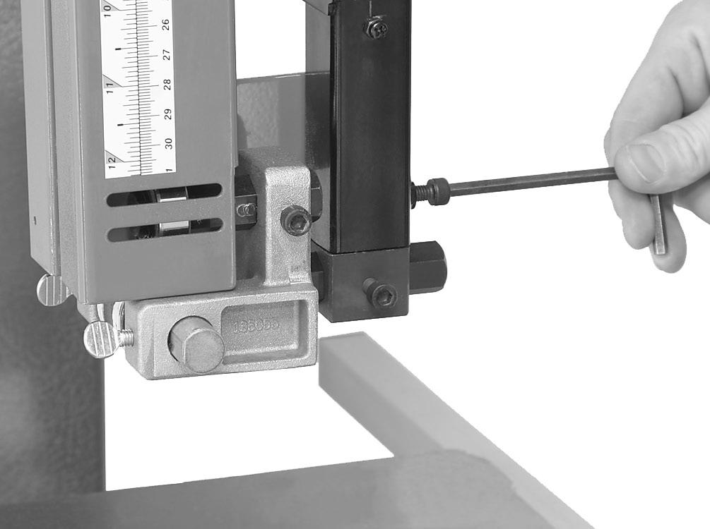 MODEL H9565 BALL BEARING GUIDE FOR G0513/G0514 INSTRUCTION SHEET Introduction The Model H9565 replaces the upper and lower Euro-style guides on your G0513 or G0514 Bandsaw. Inventory (Figure 1) A.