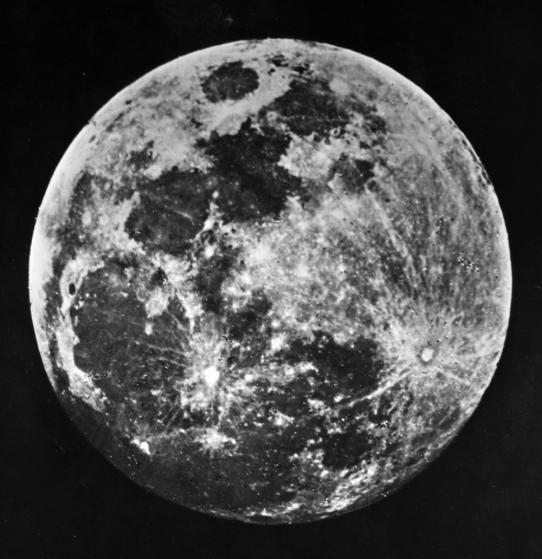 of the full moon, by John William Draper (1840)