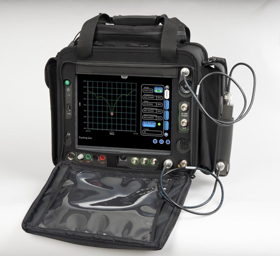 With the optional tracking generator (88XXOPT10) and Precision VSWR/DTF Kit (114348), the 8800S provides a simple, fast tool for VSWR, Return Loss, Insertion Loss, and Distance to Fault measurements.