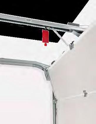 Ventilation slot on the topmost section Ventilation slot through optional folding roller bracket on the top section Bottom door section remains sealed on the ground, thus