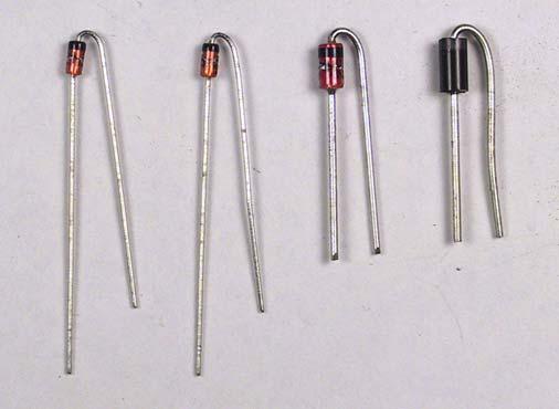 diode) of D1, D2, D3 and D4 as shown