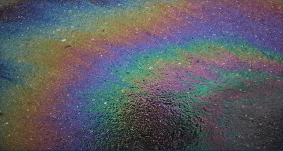 Thin Film Interference We see similar colors from a