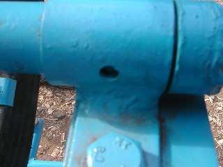 the oil hole is on top or max 45