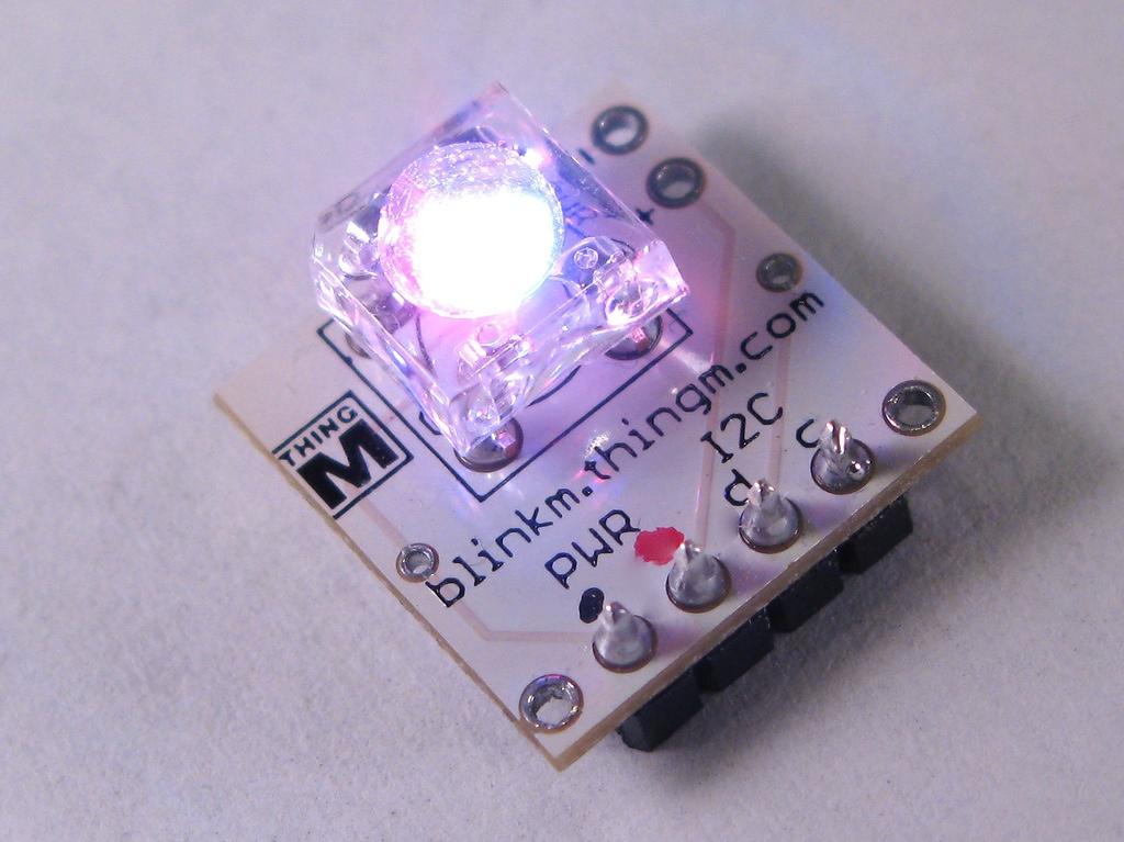 ThingM s BlinkM Smart LED: - right hardware - but missing communication
