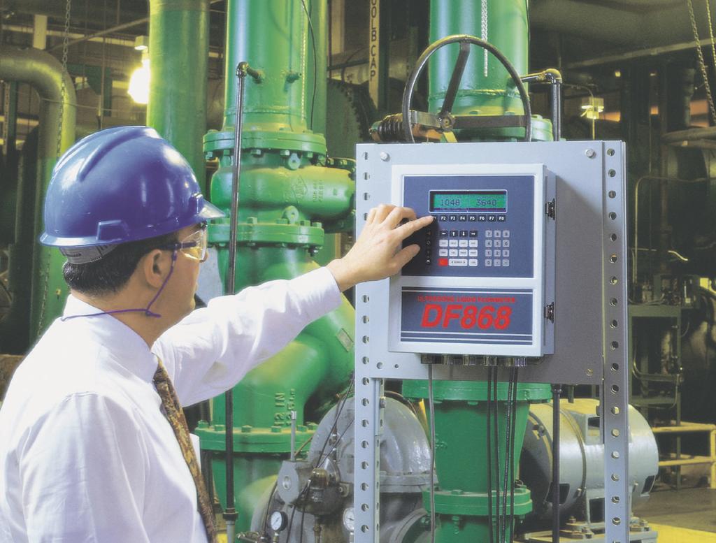 Applications The DF868 liquid flowmeter is a complete ultrasonic flow metering system for measurement of: Refined hydrocarbons Petroleum products Crude oil Lubricating oils Diesel and fuel oils