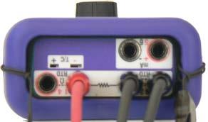 Plug 2, 3 or 4 wires into the corresponding jacks on the calibrator.