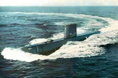 Mobilis in Mobile* History of the USS Nautilus (SSN-571) World s first operational nuclear-powered submarine.