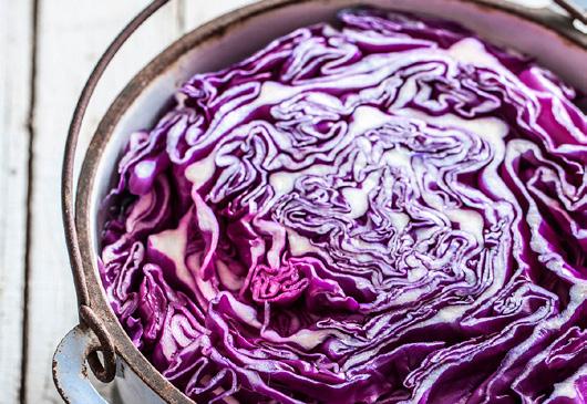 COLOR GLOSSARY Natural dyes can sometimes produce unexpected results, so don t be surprised if, for example, your red-cabbage dye yields blue eggs.
