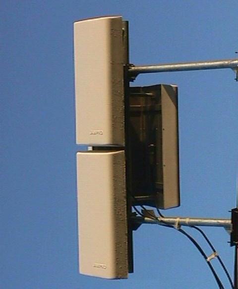 TV PANEL ANTENNAS JUHD (Horizontal) JUVD (Vertical) The design of this horizontally polarized antenna (JUHD) may be configured to include varying levels of vertical polarization (JUVD), with results