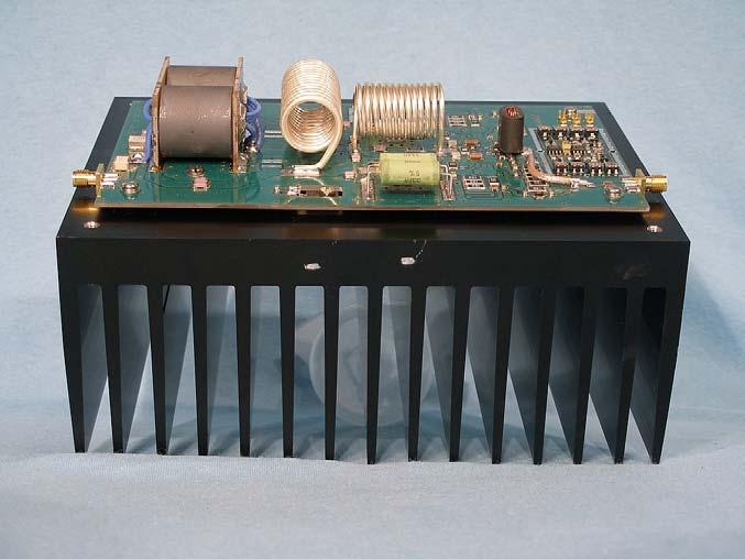 Photos of amplifier 4 Photos of amplifier Figure 3.