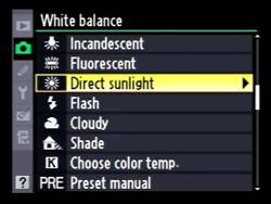 White Balance: se@ng white balance PRE Preset manual Can set the white balance by using an Expodisc to make an image that is neutral