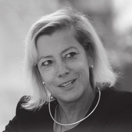 Facilitator Luisa Ferreira Luisa Ferreira joined the European Investment Bank in 1999.