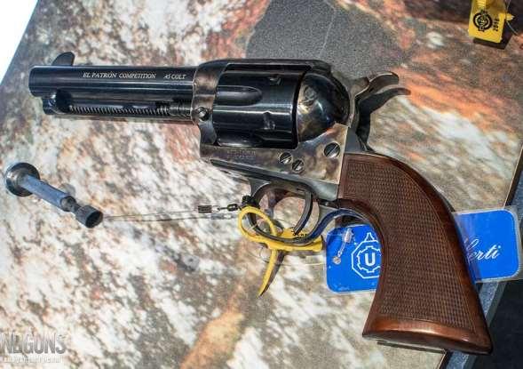 The 2016 SHOT Show - Revolvers Uberti 1873 Cattleman SASS Pro Short