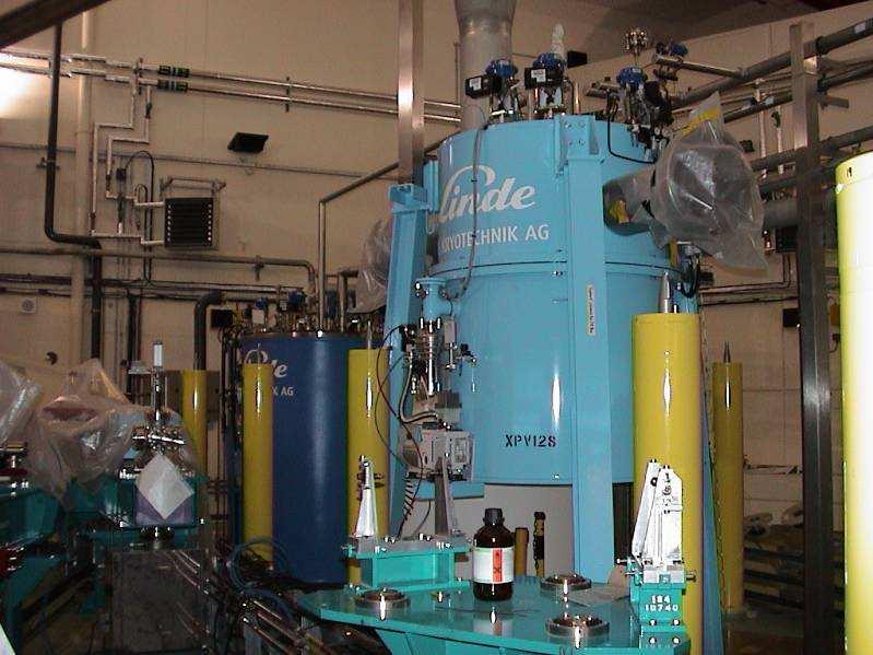 Cryogenic Equipment For a compact