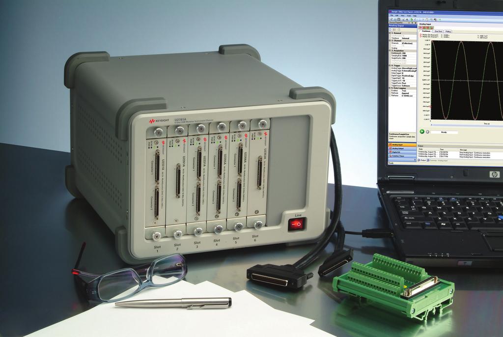 Ease of Use The Keysight USB modular products are equipped with Hi-Speed USB 2.0 interfaces for easy setup, plug-and-play, and hot swappable connectivity.