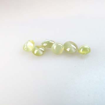 ) 88 6 ROUND AND OVAL CHRYSOBERYL CAT S EYE CABOCHONS (6.